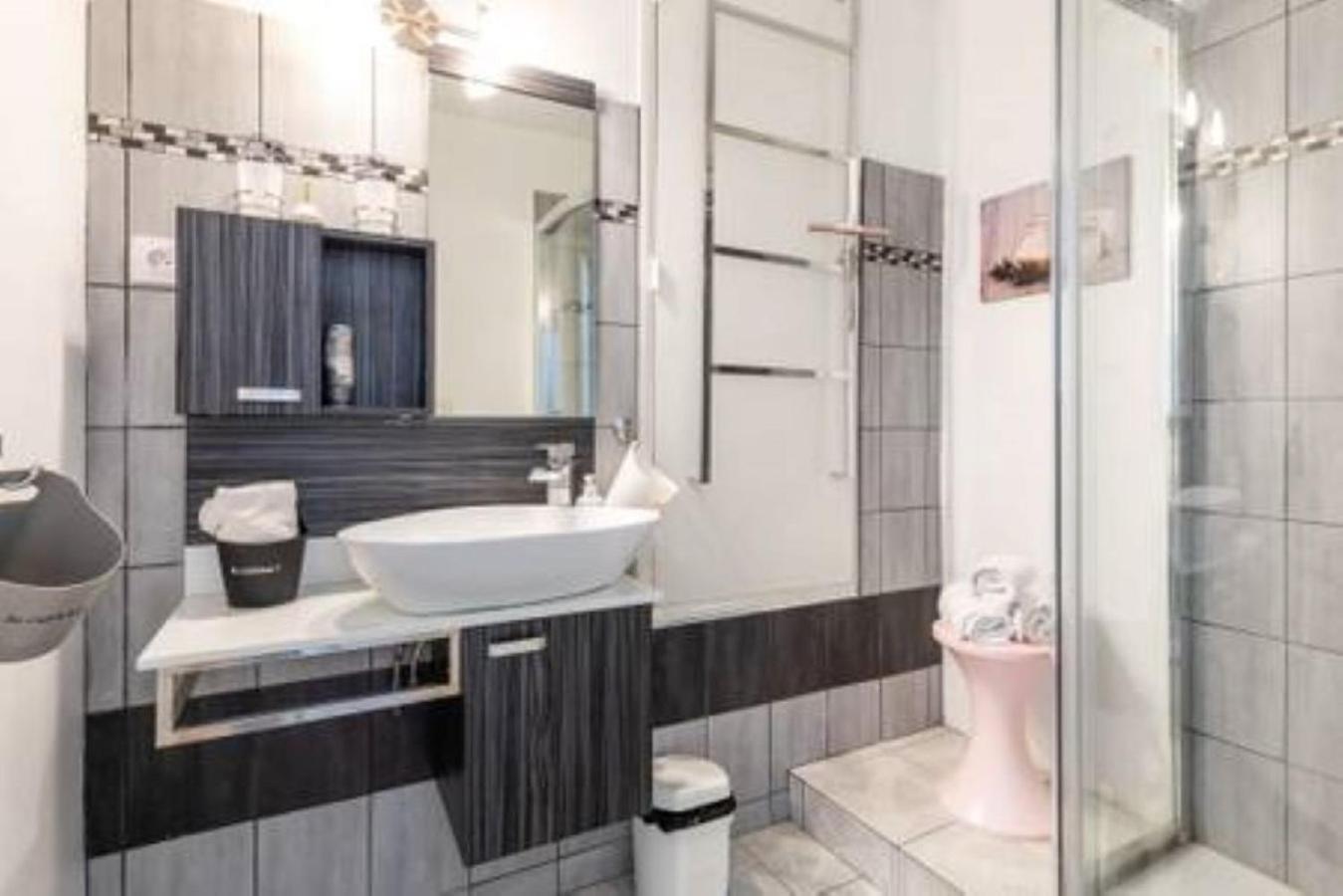 Cassis Centre- Entre Falaise Et Port Apartment ภายนอก รูปภาพ